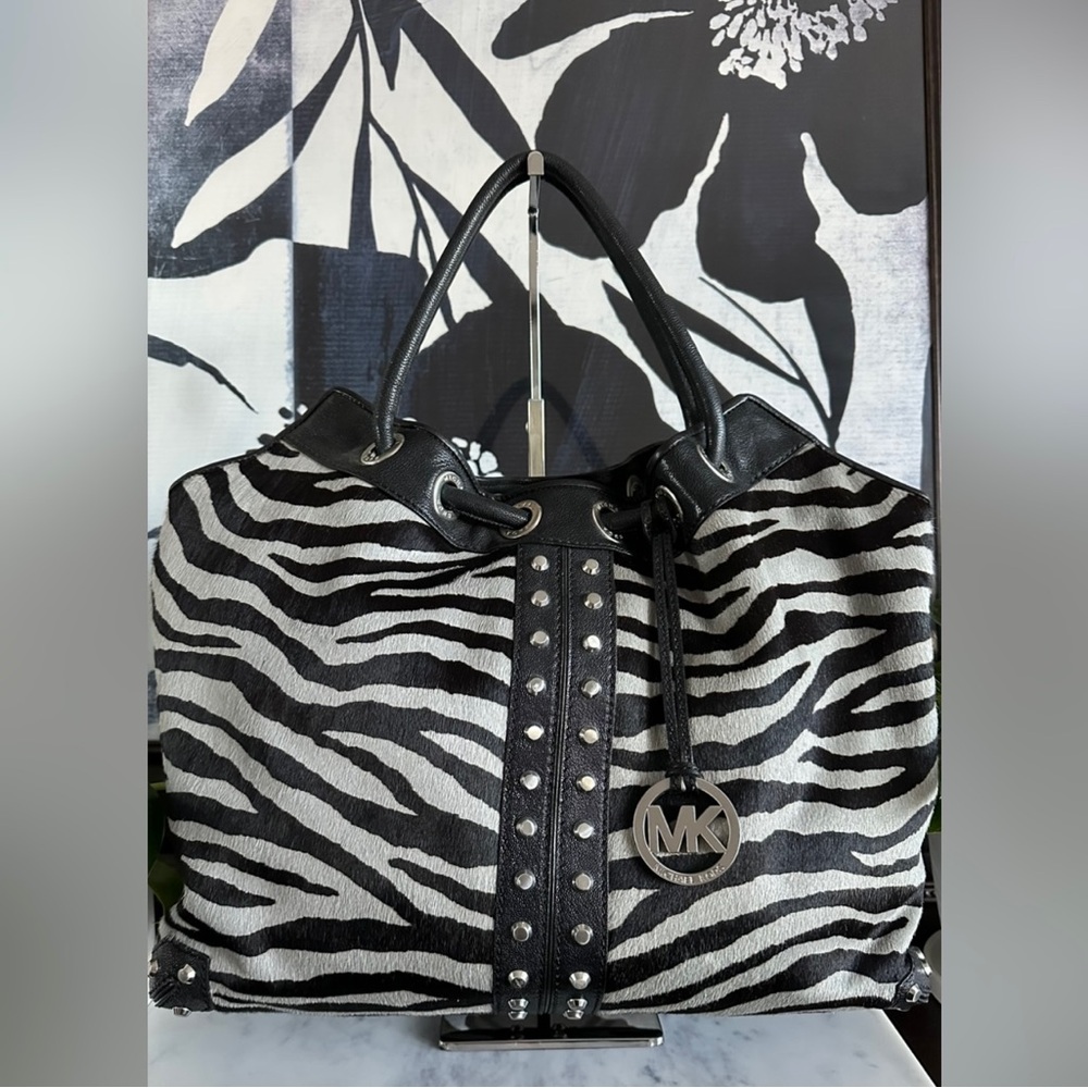 MICHAEL Michael Kors - Uptown Astor Zebra Print Calf Hair Tote